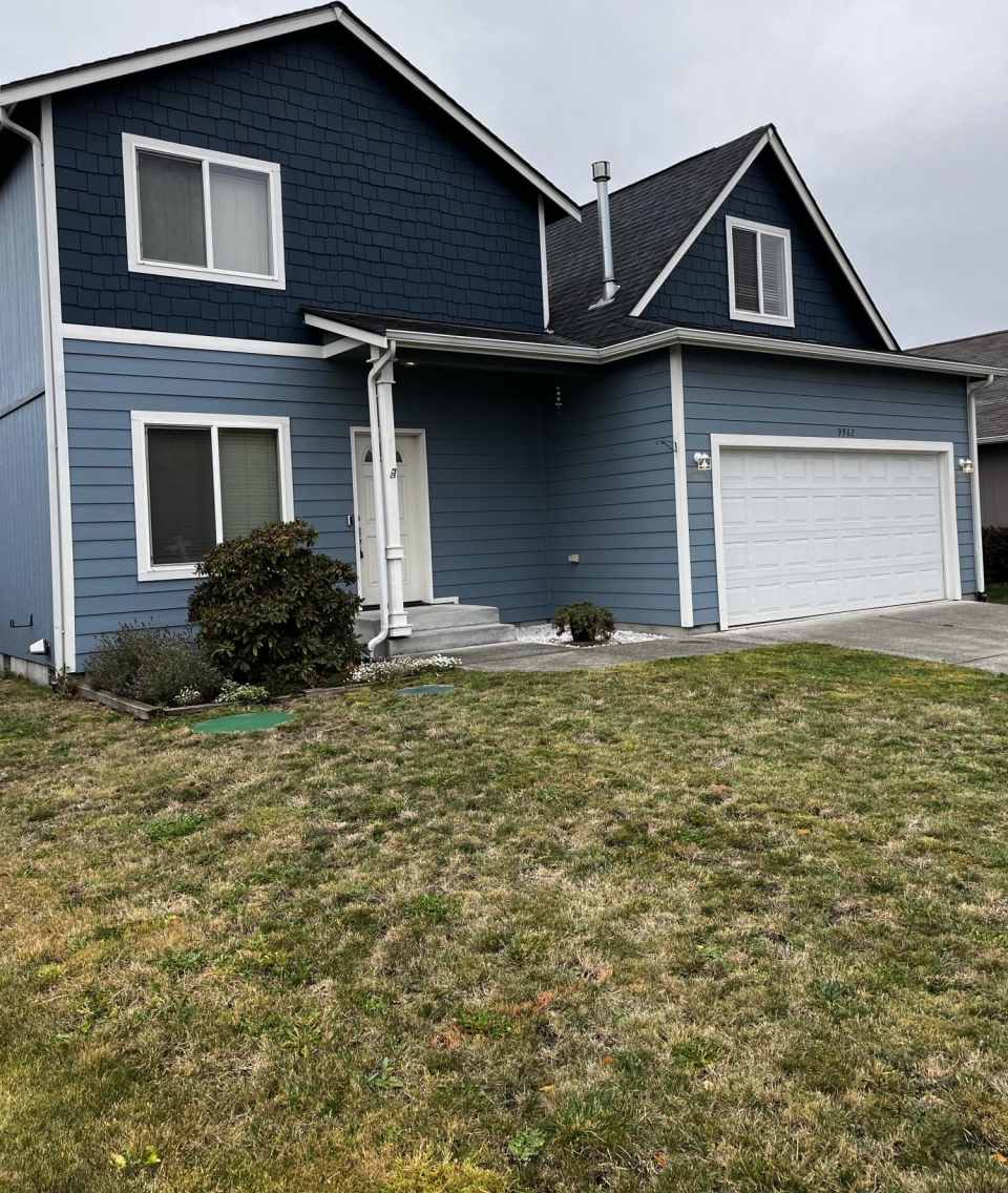 9982 Greenleaf Loop Southeast