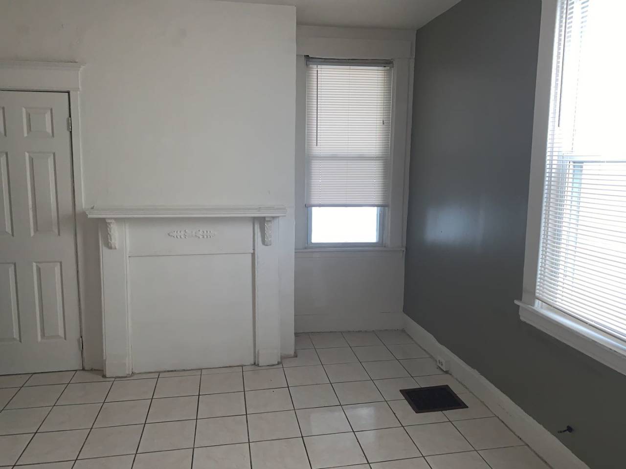 SPACIOUS OAKLAND HOUSE WITH BONUS ROOM - AVAILABLE AUGUST!