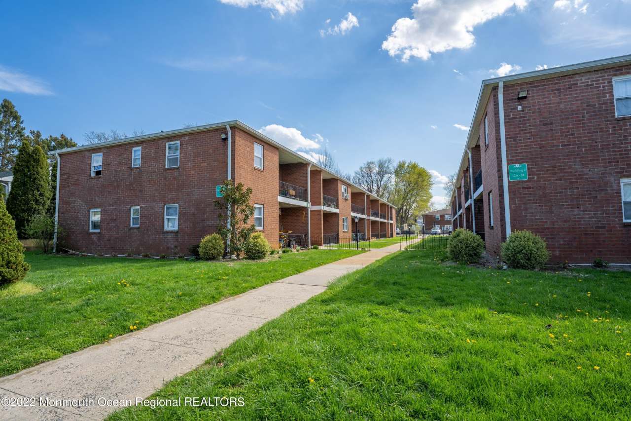 205 West End Avenue unit: Bldg 4 - Apt 21