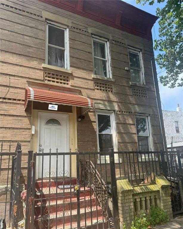 424 Berriman Street