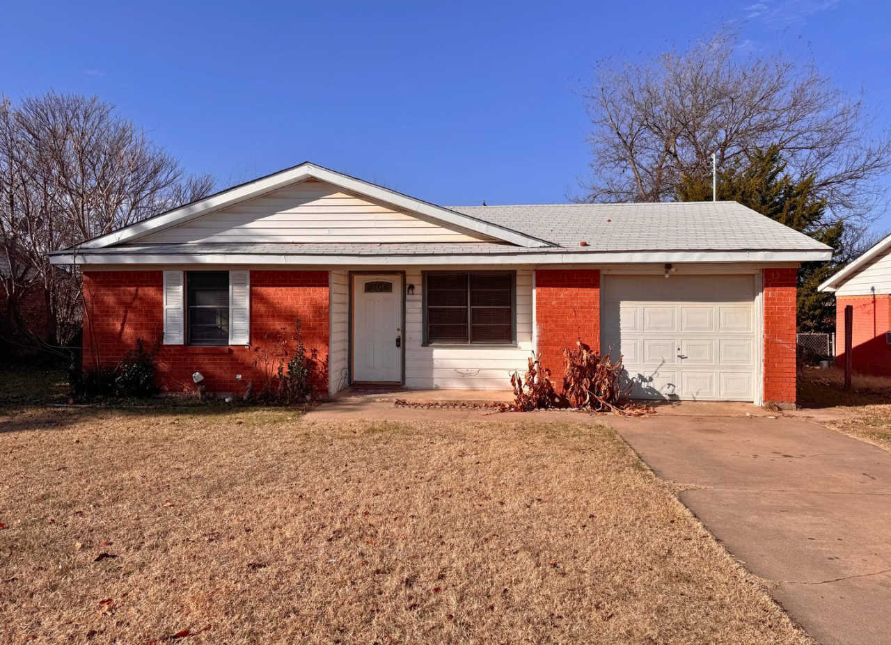 3 Bed 1.5 Bath In City View