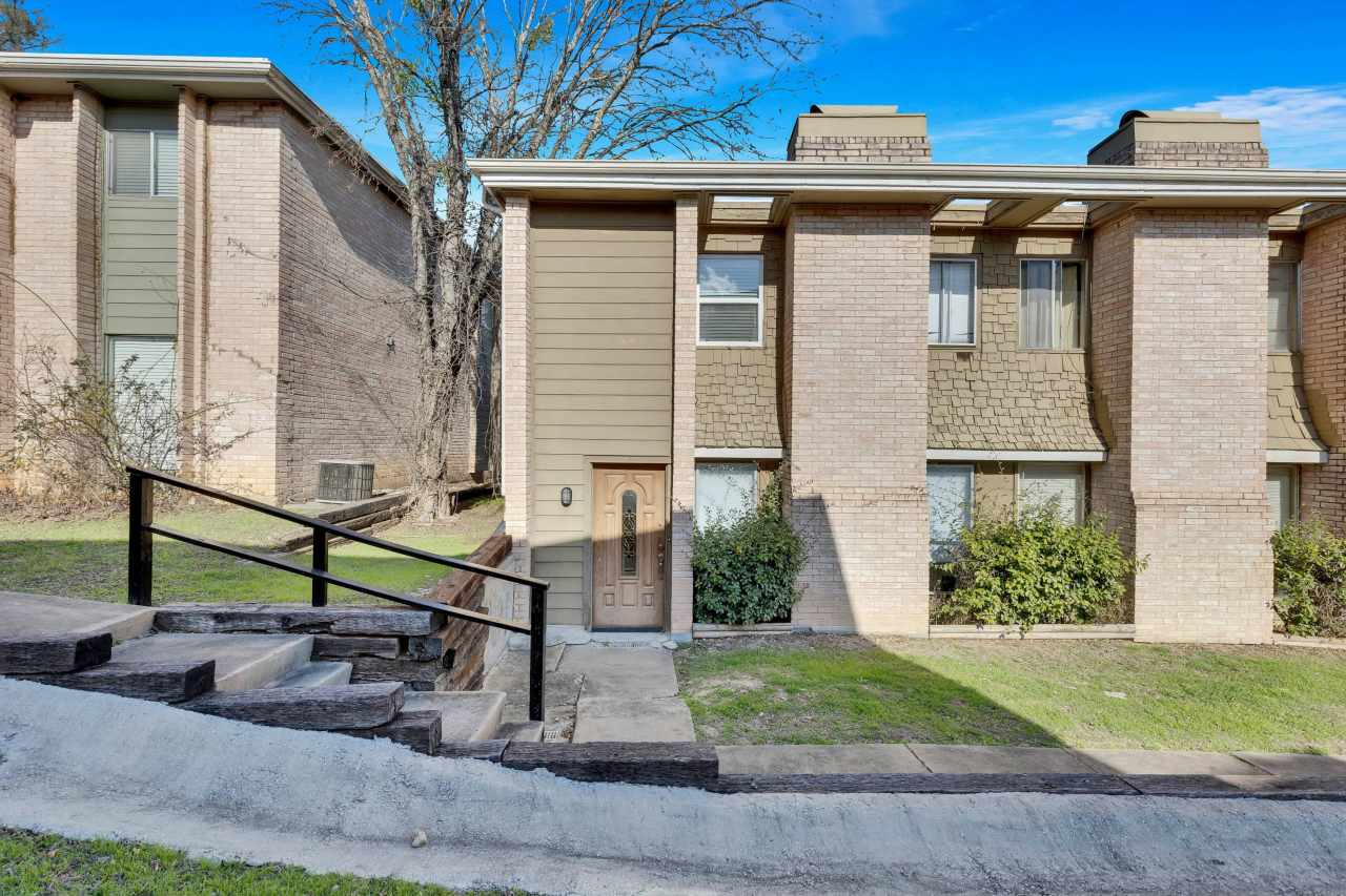 2705 Northeast Dr #A - 1