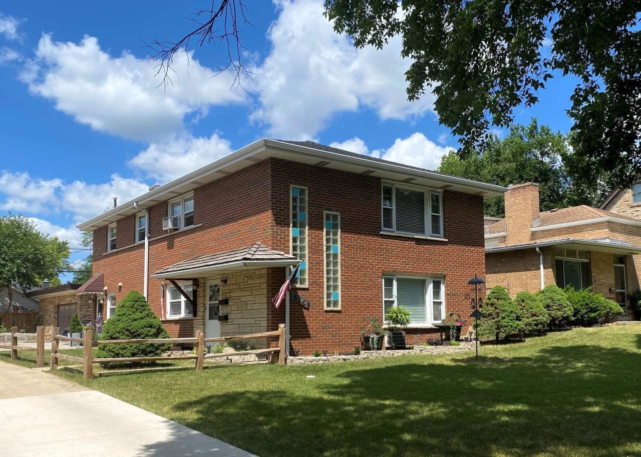 216 9th Avenue unit: 1