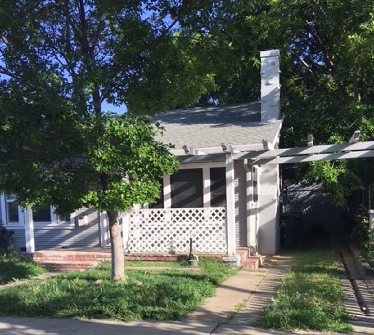 2 B/R 1 B/A House in Marysville AVAILABLE NOW!