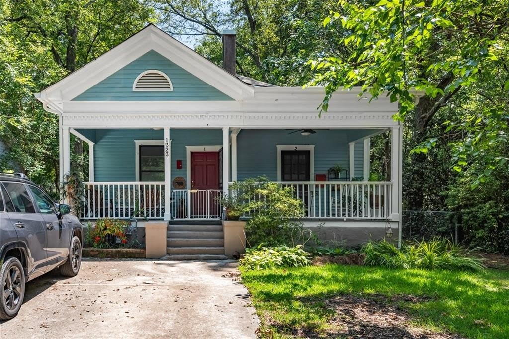 1323 La France Street NE unit: 2