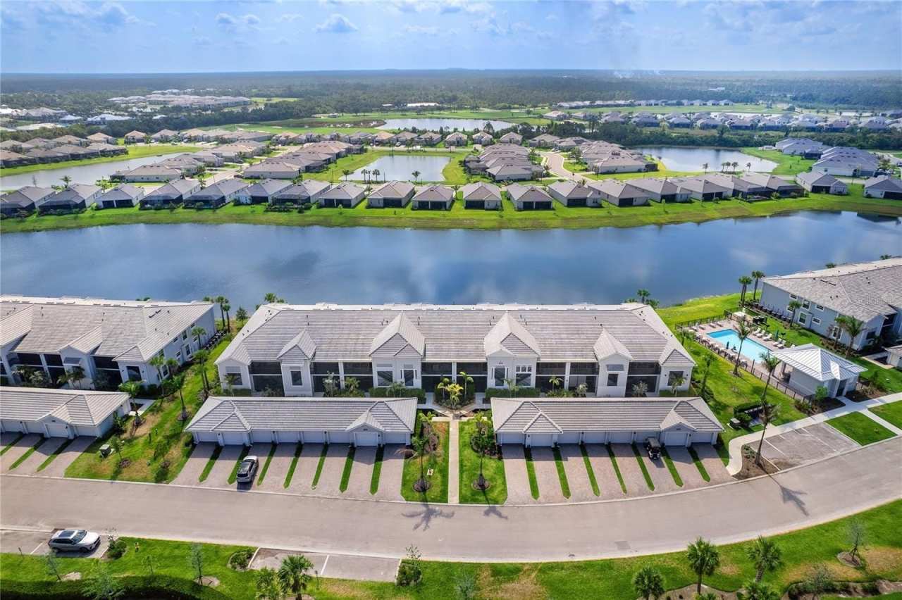 14214 HERITAGE LANDING BOULEVARD