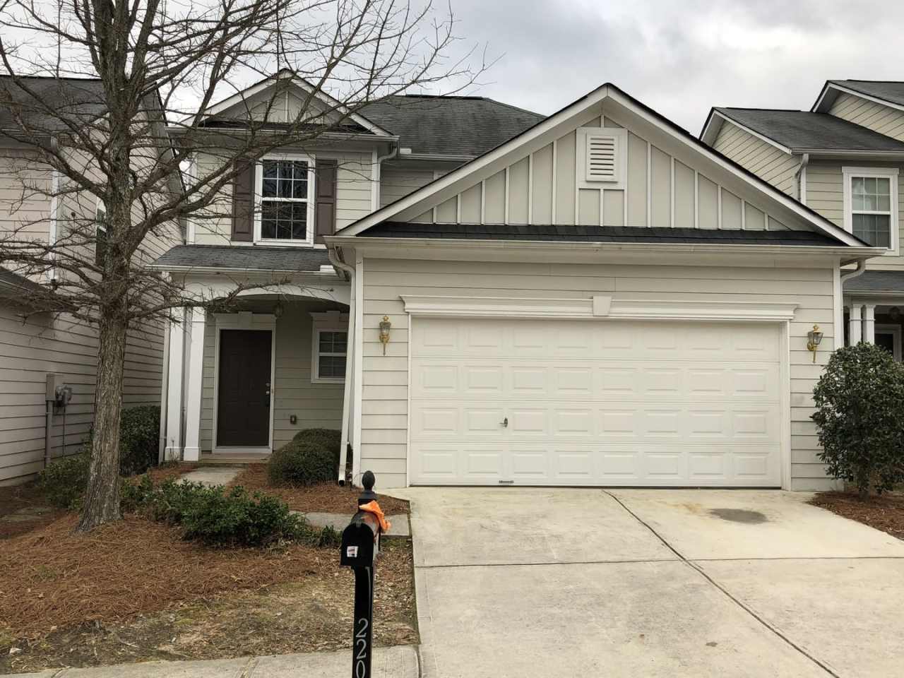 Conyers 3 Bed 2.5 Bath in Gated Community.