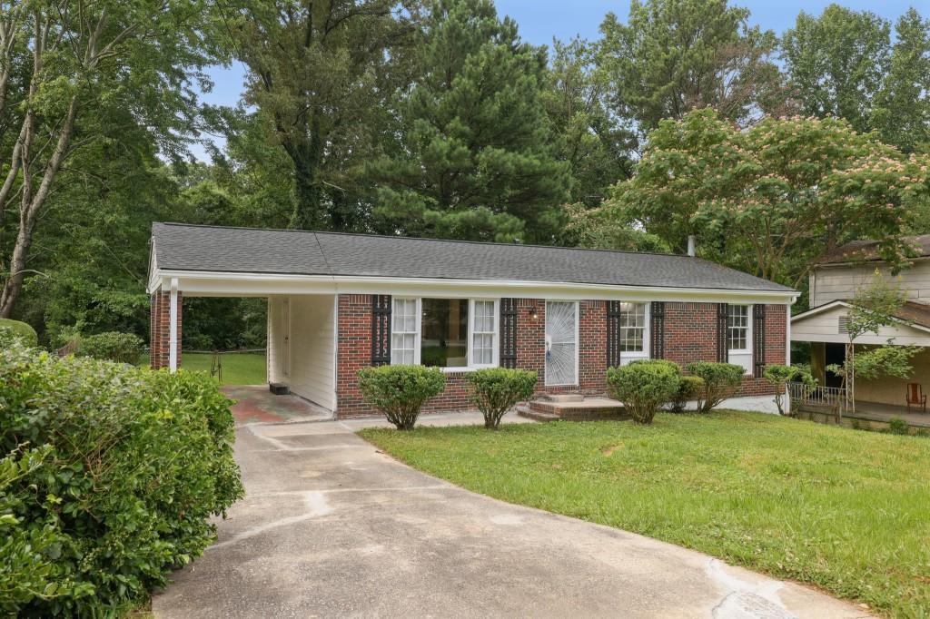 911 Kings Grant Drive Northwest