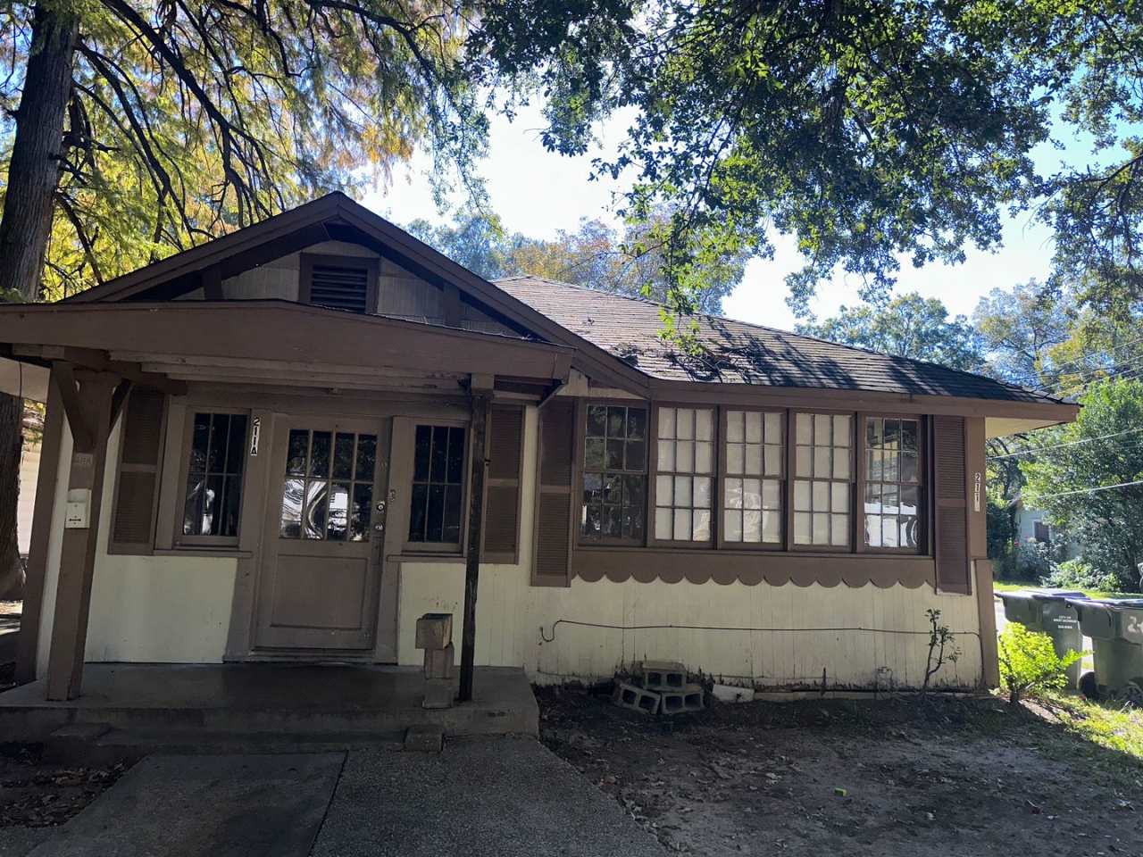 Cute 3 bedroom duplex