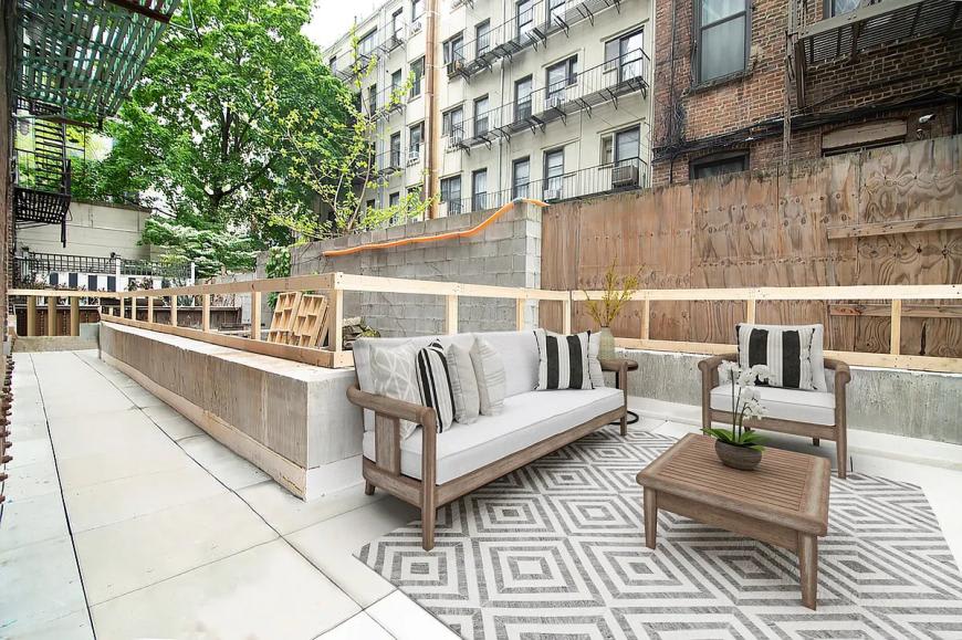 59 Thompson Street
