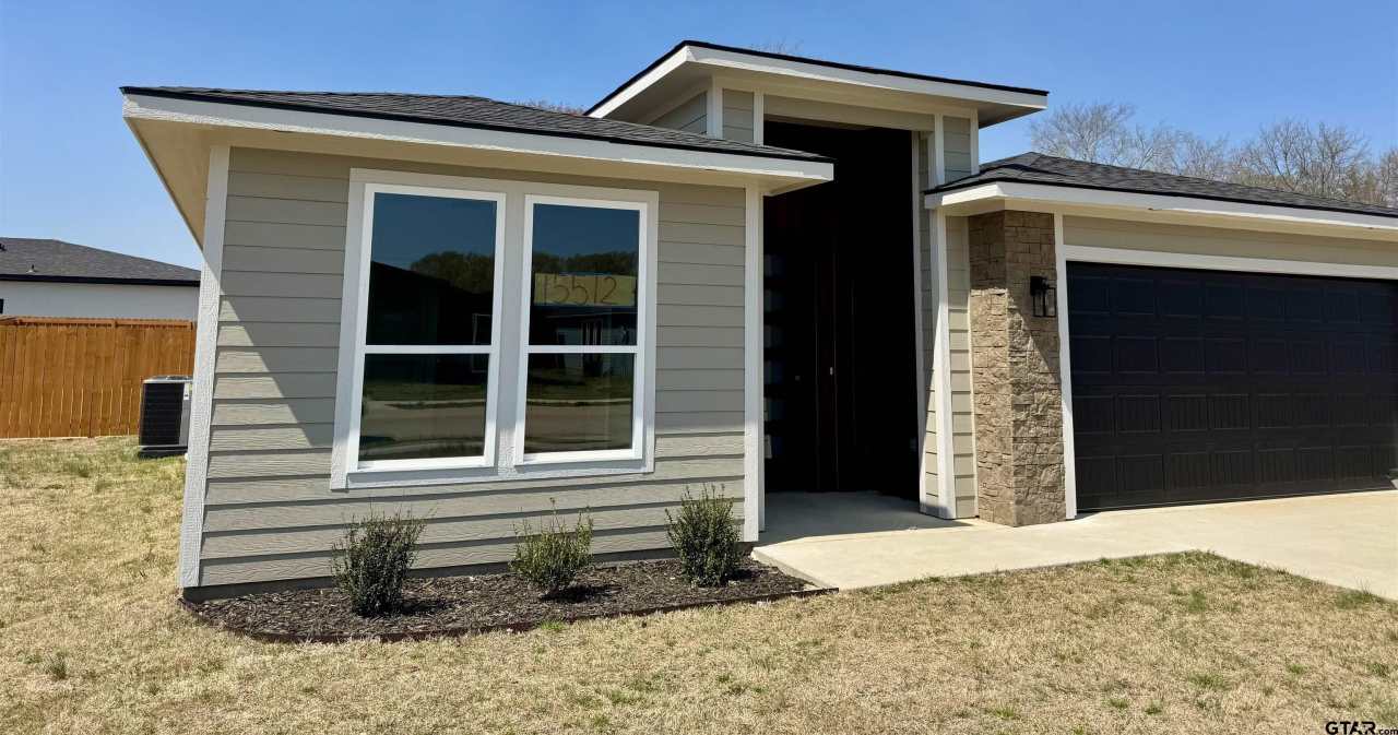 15512 Greenhouse Way