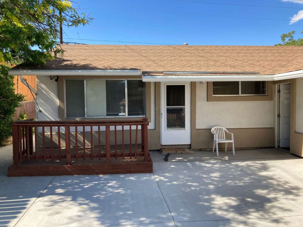 **READY FOR MOVE IN** 3 Bedroom/2 Bath Single Story Home