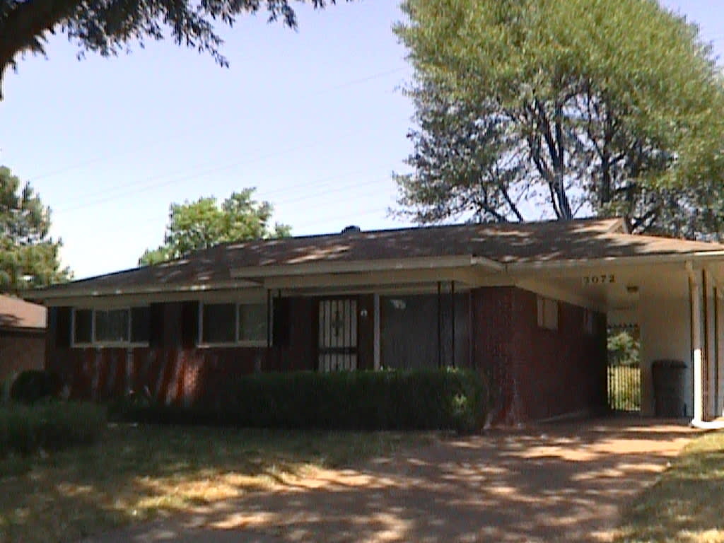 Under Repair. Renovated!!***