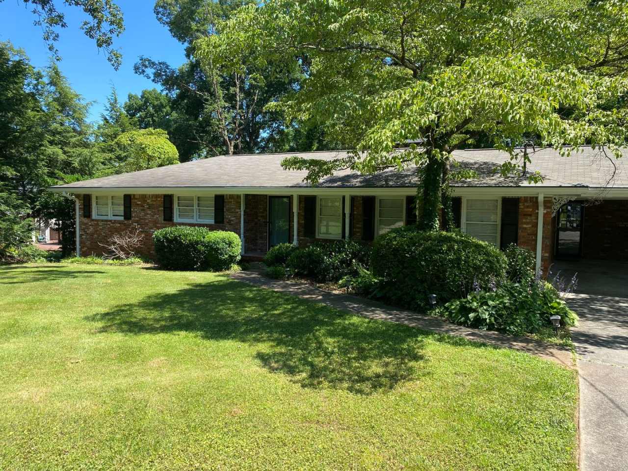 Renovated Brick Ranch in Oak Grove School District - Convenient to Emory  CDC