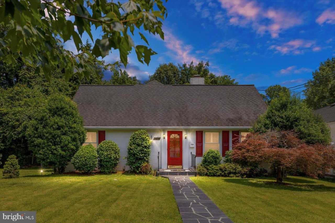 1703 FRANKLIN STREET