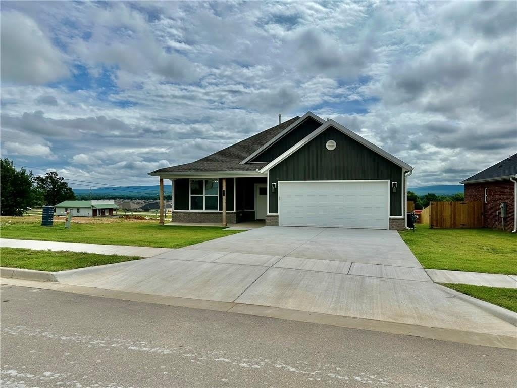 191  N Eagle Mountain