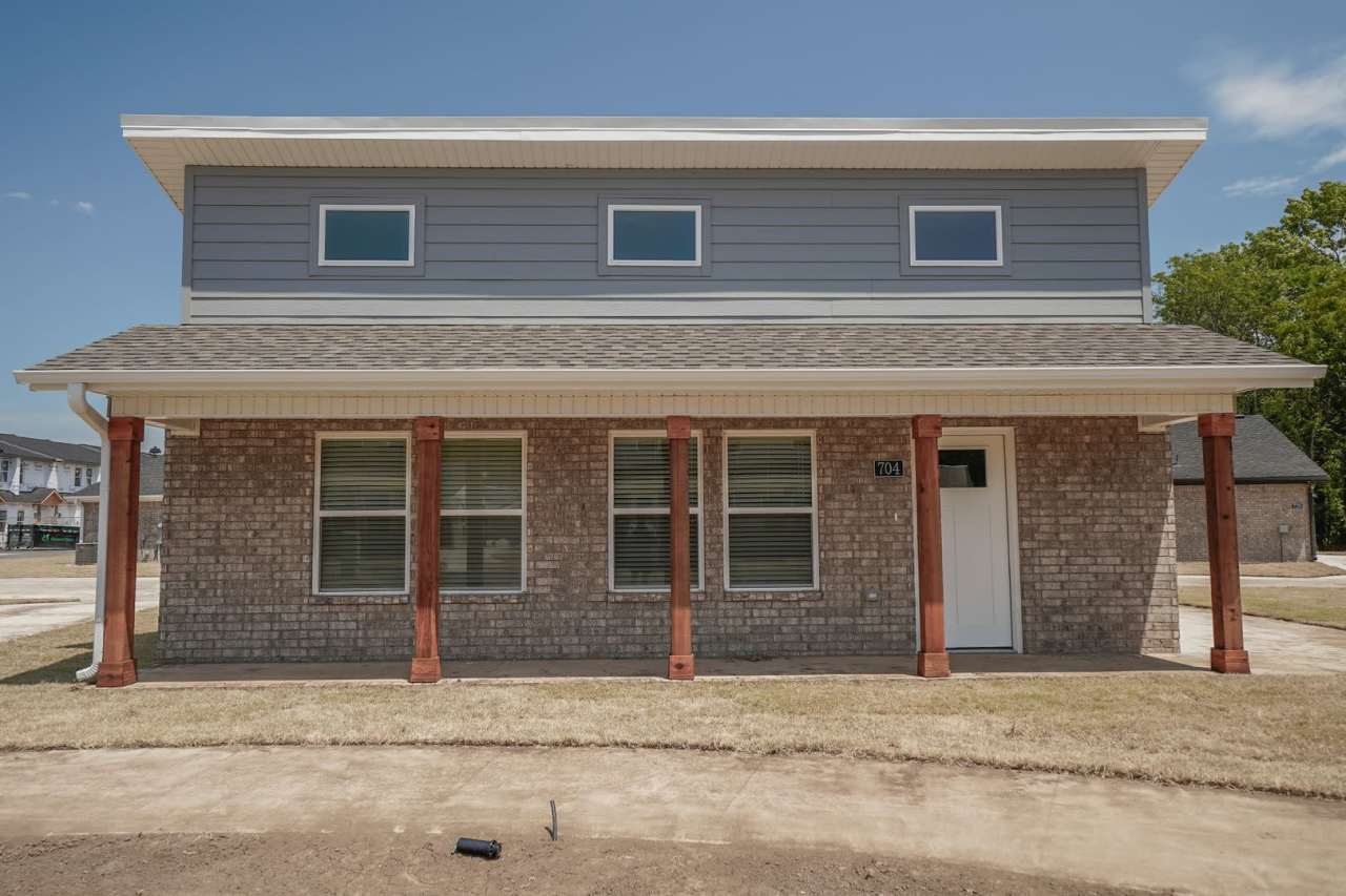 2 bedroom 2 bath home!