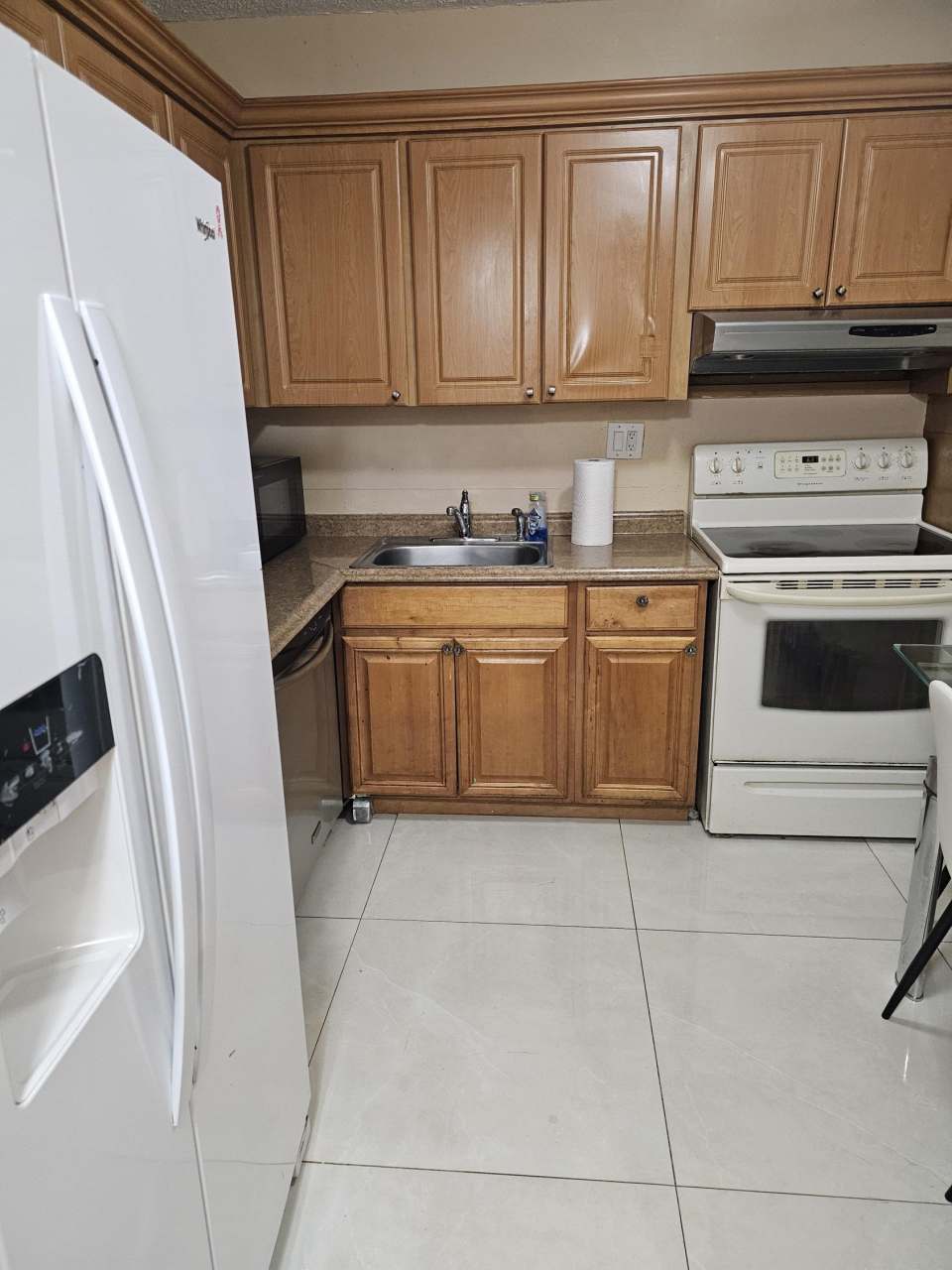 5950 Del Lago Circle