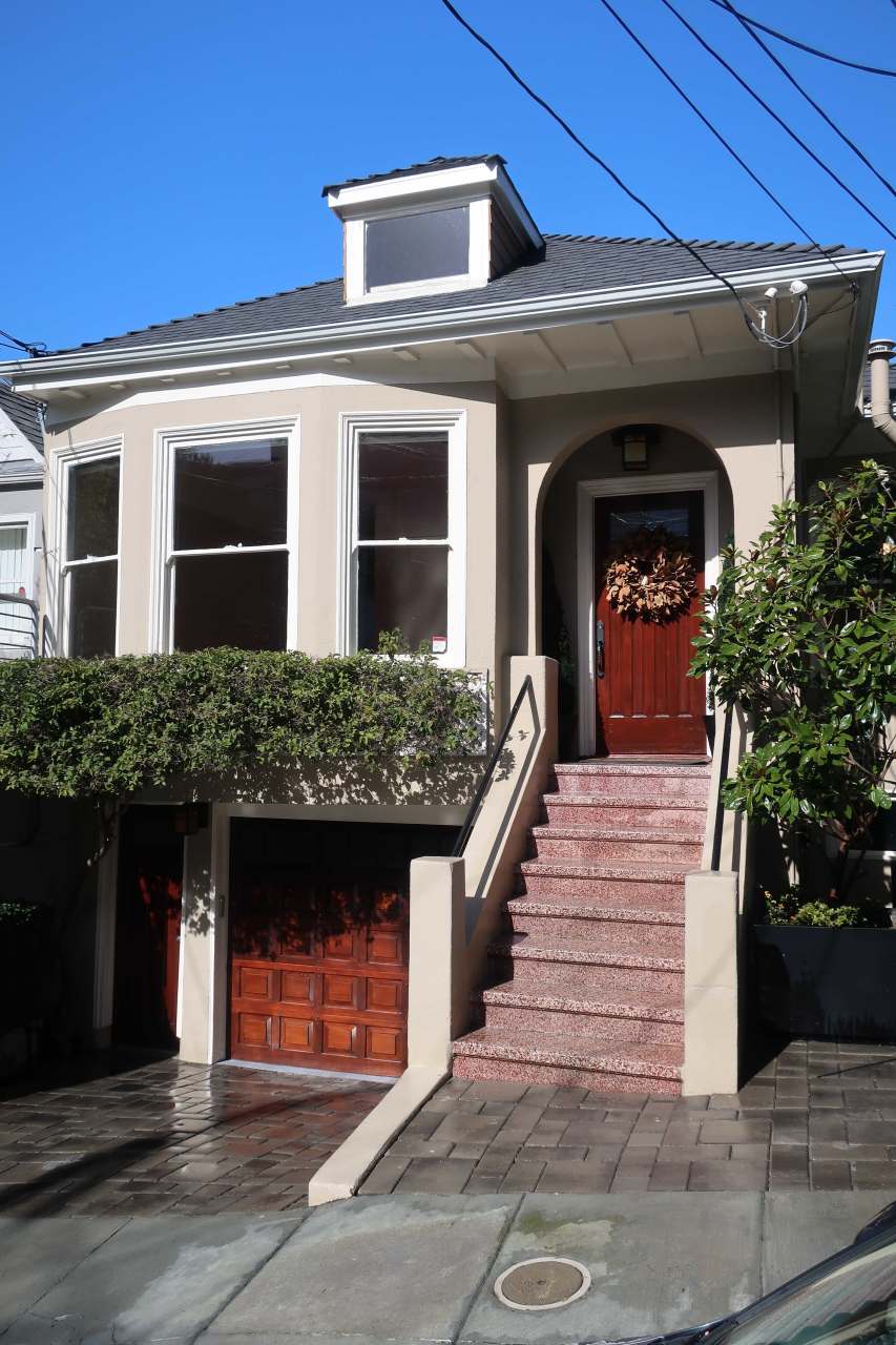 1030 Carolina Street