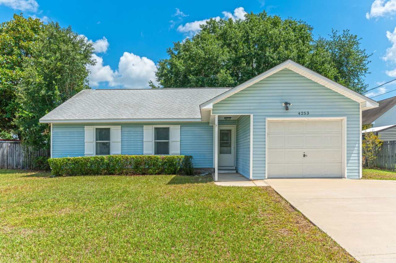 Updated Home South of I-10 in PRIME Crestview Location!