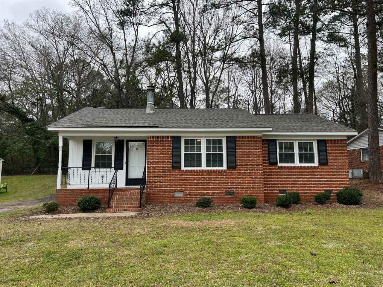 3 Bedroom 1.5 Bathroom House for rent