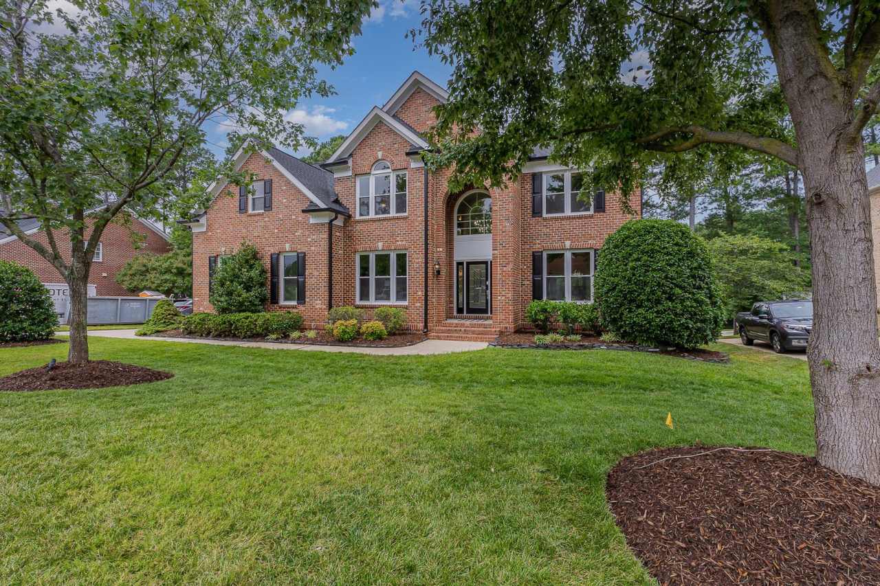Stylish Renovation with Golf Course Views in a Prime Raleigh Location!