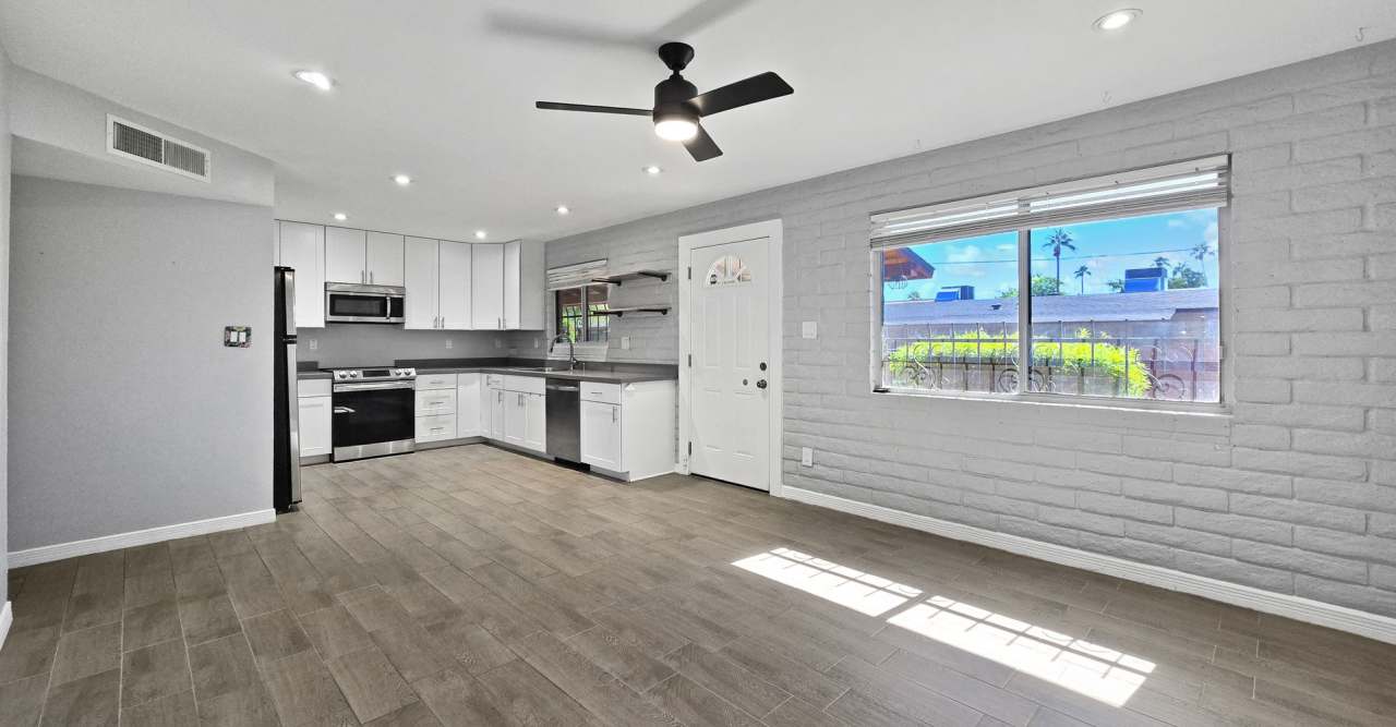 Gorgeous Town Home 7 Minutes away from Piestewa Peak Mesquite Trailhead