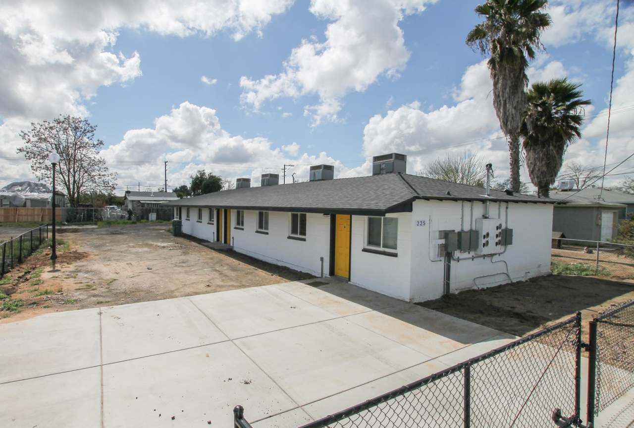 225 West Lorena Avenue - A