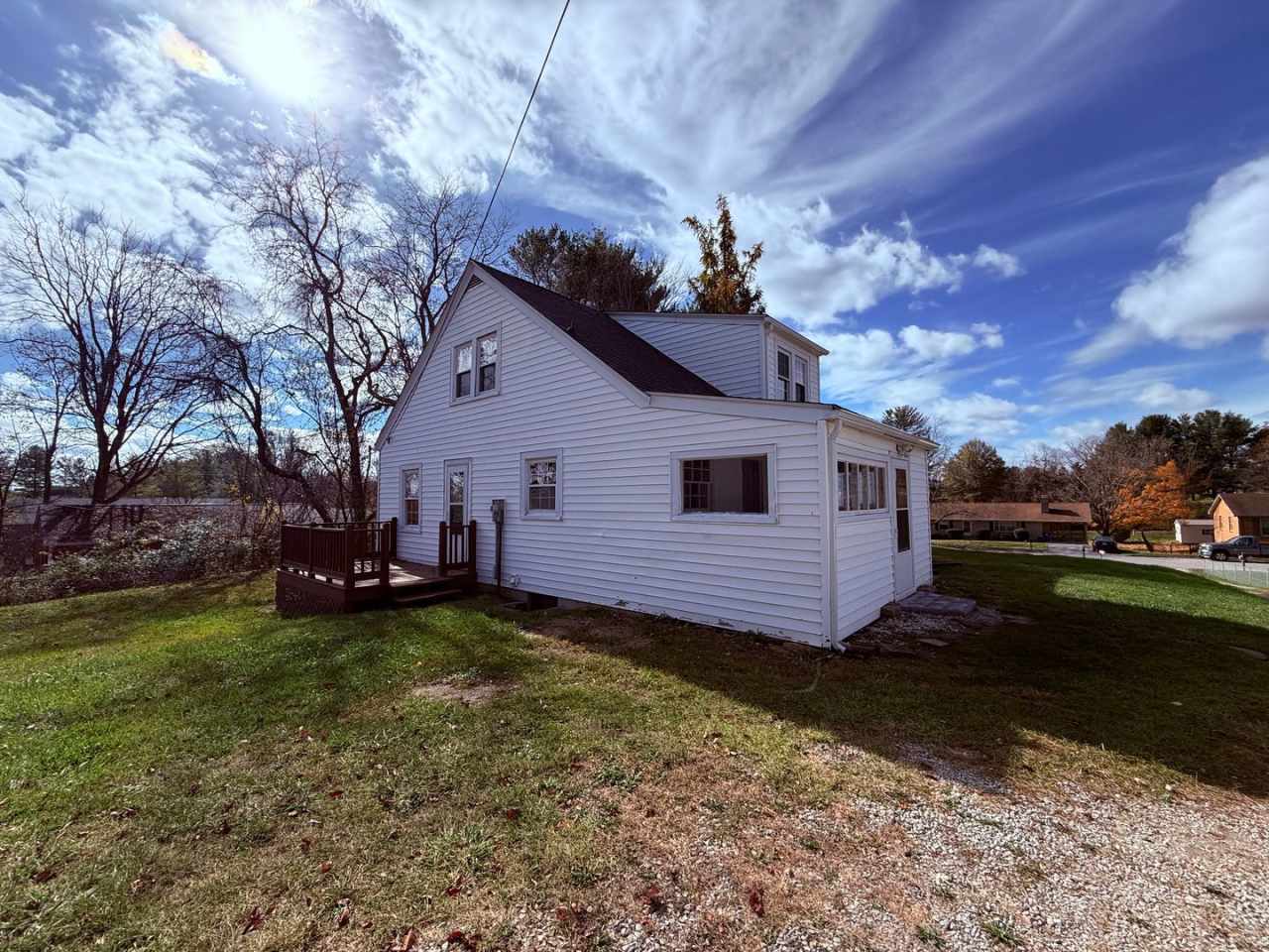 4 Bedroom, 1 Bath House