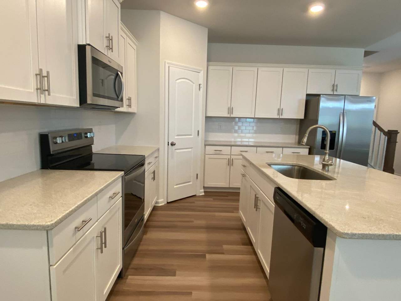 Room in 4 Bedroom Townhome at Planters Trace Ln