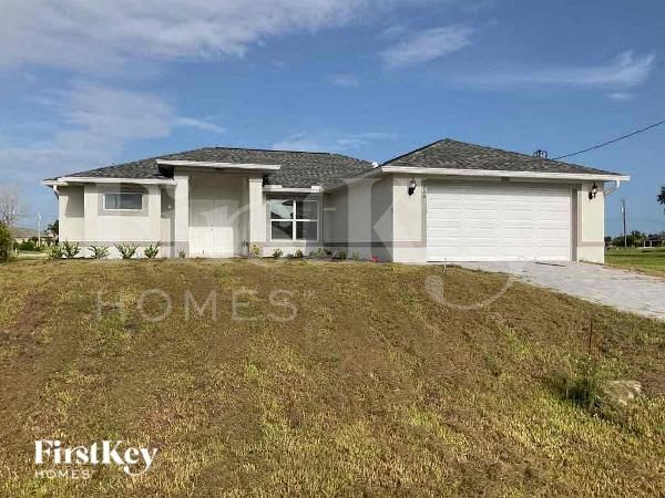 920 Northwest Juanita Place