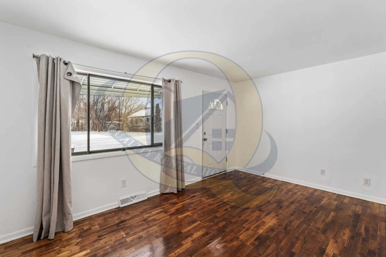 TWO WEEKS FREE RENT!! Available Now!