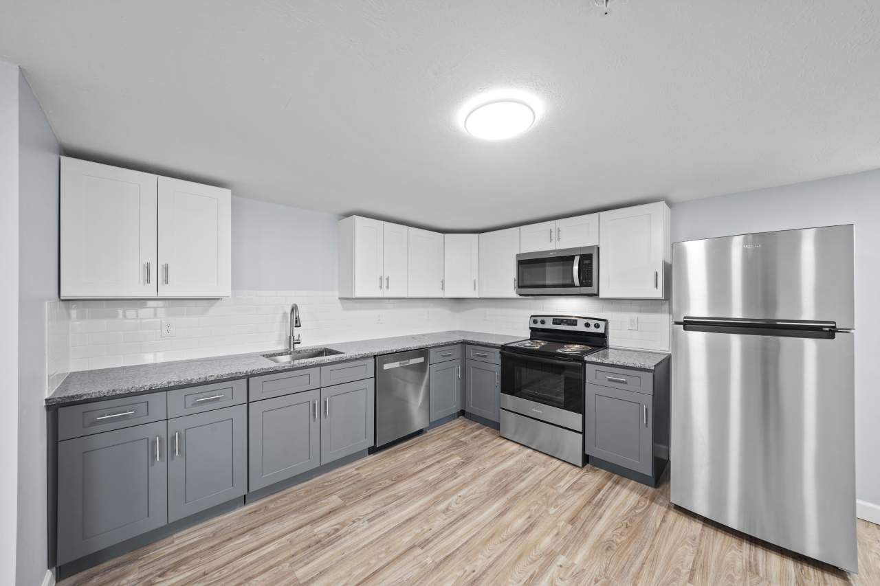 1745 Merriman Road, Apt. 103