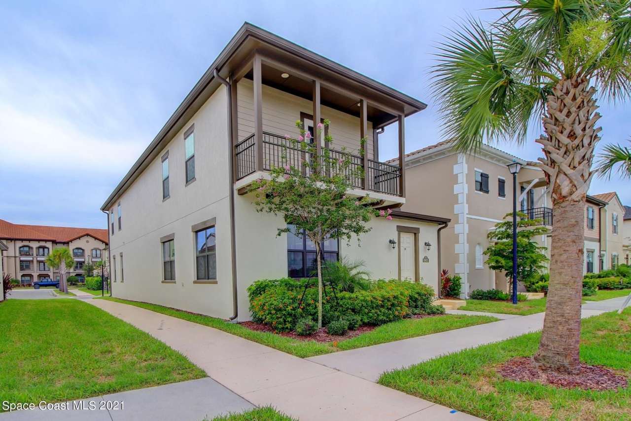 6903 Vista Hermosa Drive