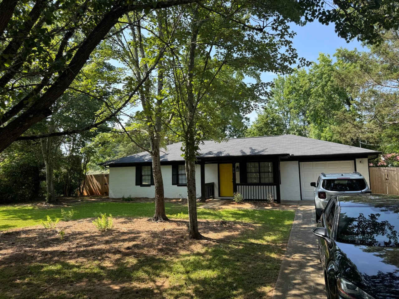 Charming 3BR House in Locust Grove