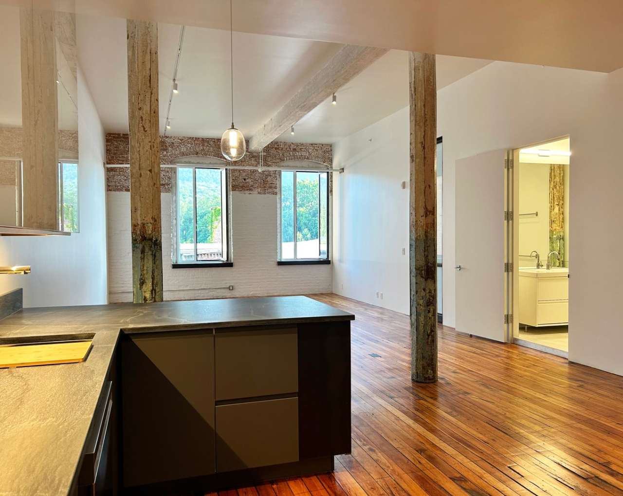 Historic Charm, Modern Luxury, 1 bedroom condo at Greylock WORKS!
