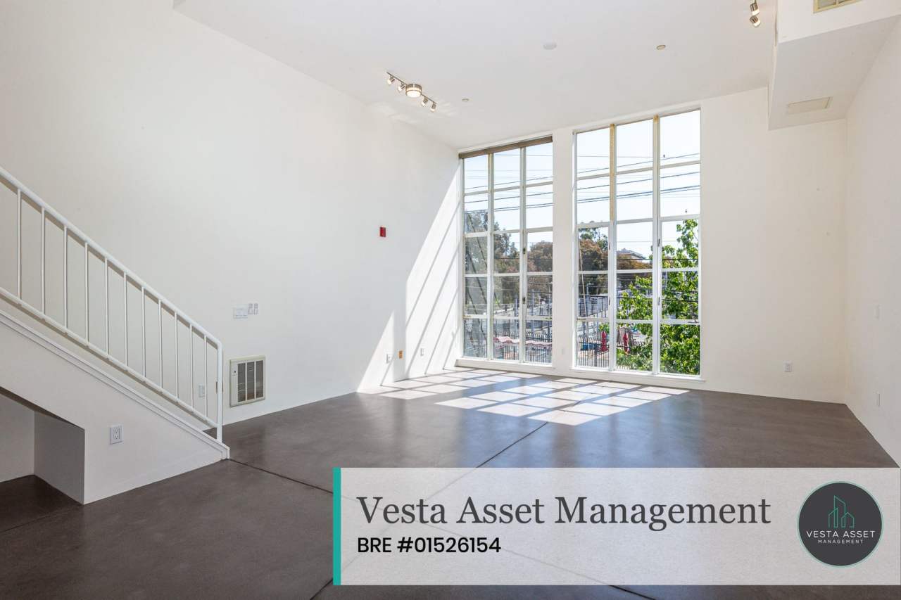 SPACIOUS LIVE/WORK 1 BED/2 FULL BATH LOFT WITH WASHER  DRYER AND PARKING IN INNER MISSION