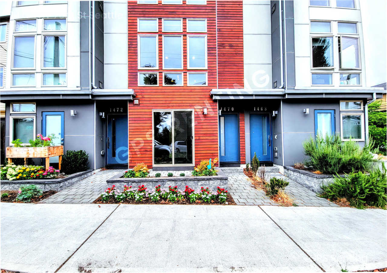 Ballard 3bd Townhome- Rooftop Deck w/ stunning views!