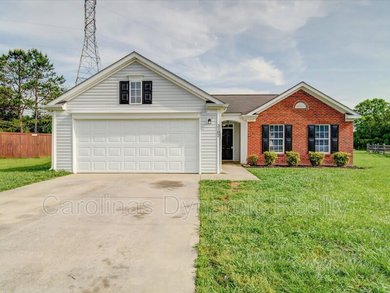 3702 Cardinal Bluff Lane