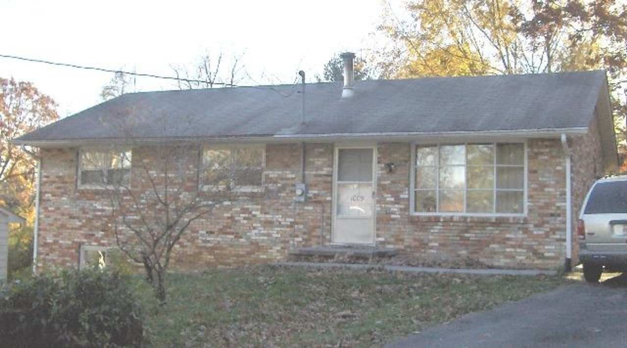 3 Bedroom 1.5 Bath House