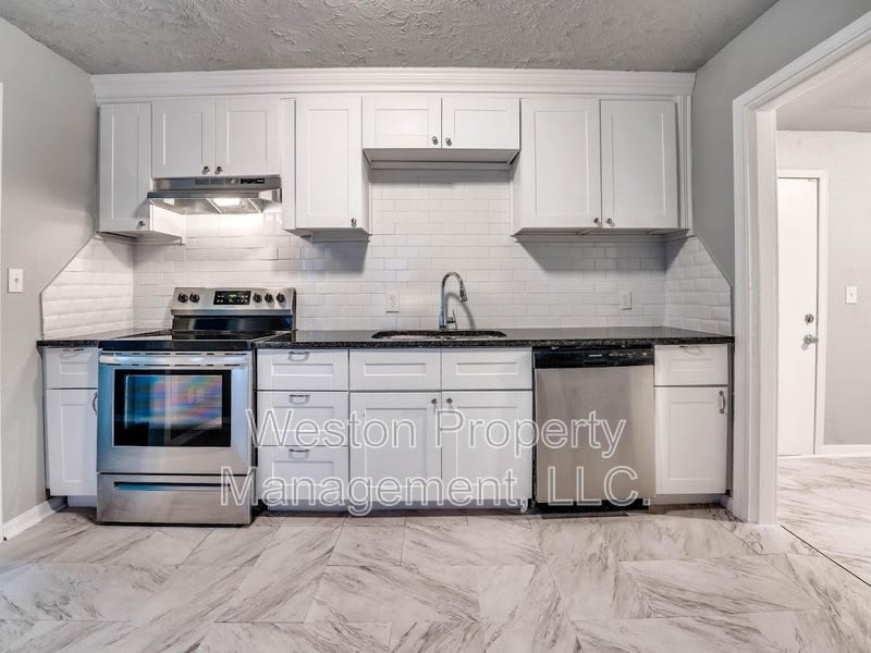 2604 Northeast 22nd Street