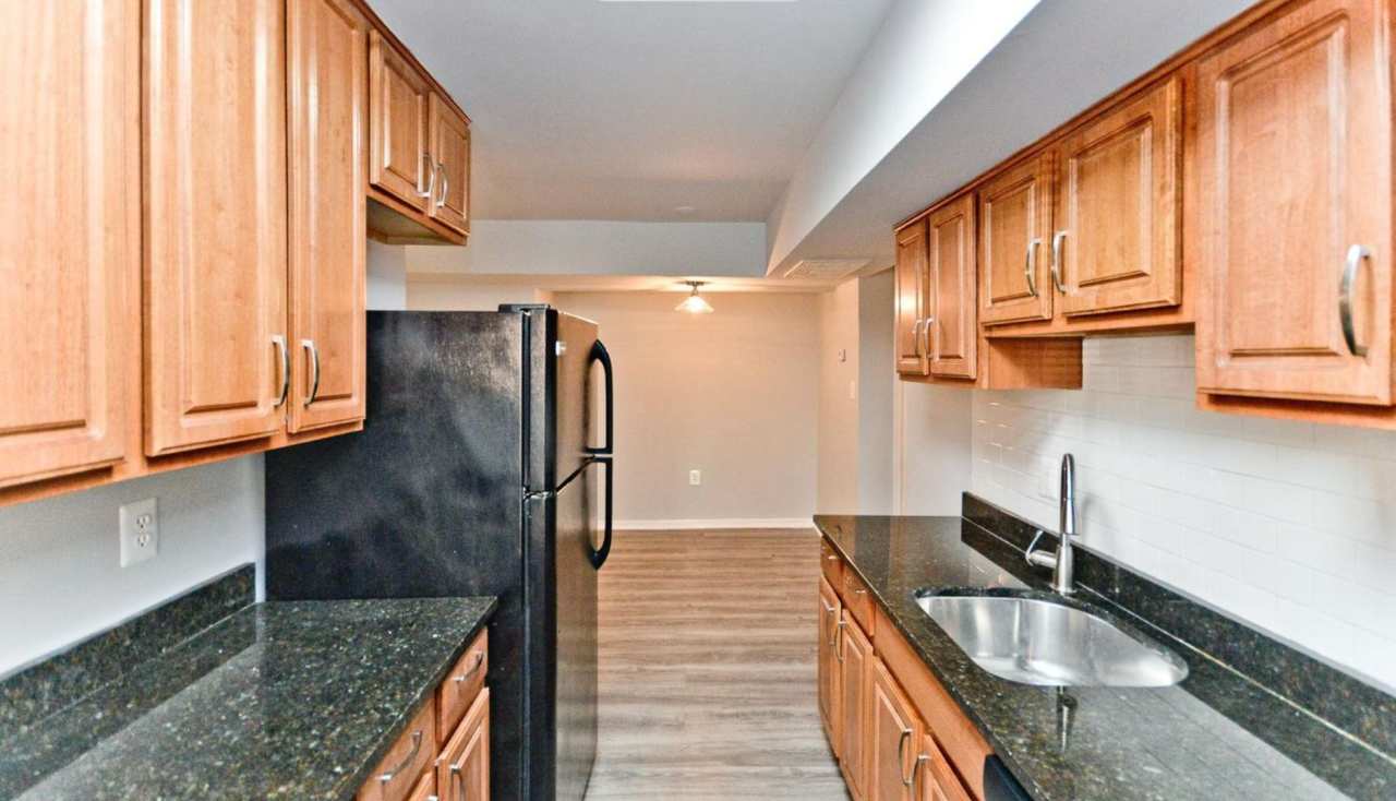 2025 Move-In Special – $200 Off First Month’s Rent!! Spacious and Convenient 2-Bedroom Condo in Marshall Heights!!