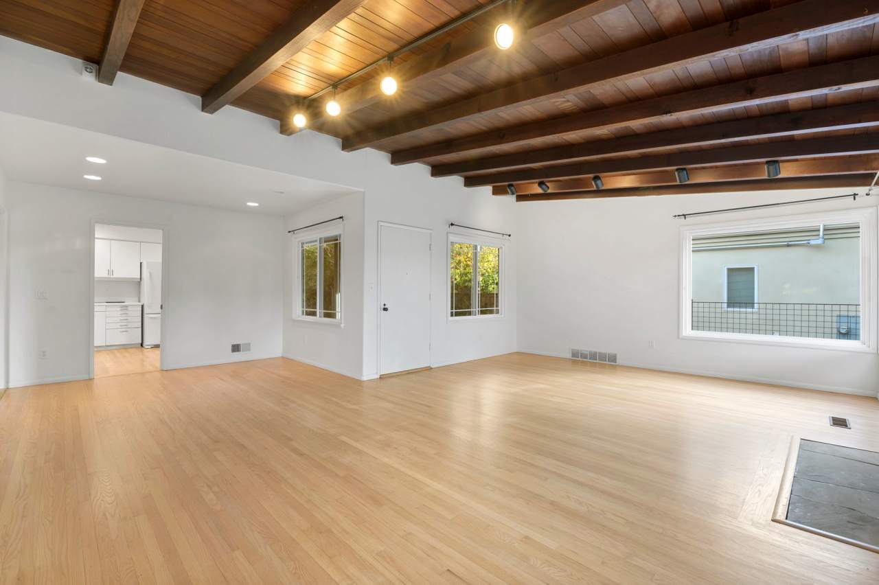 8490 La Jolla Shores Drive