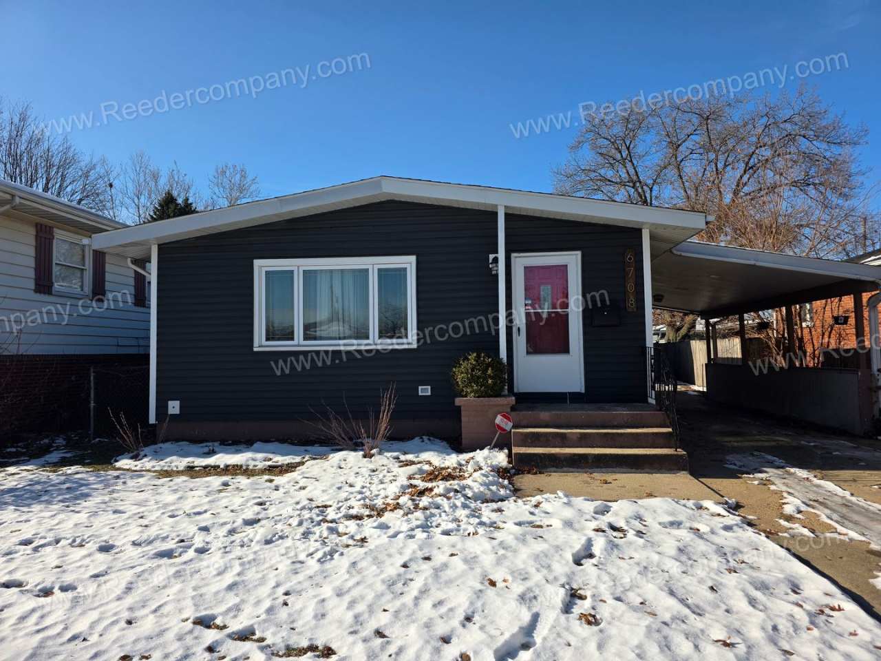 Spacious 2 bed 1.5 bath house in Hammond