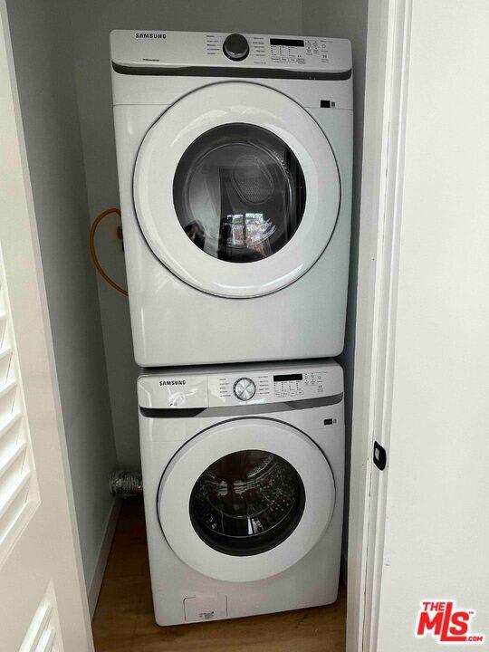 1546 South Hayworth Avenue