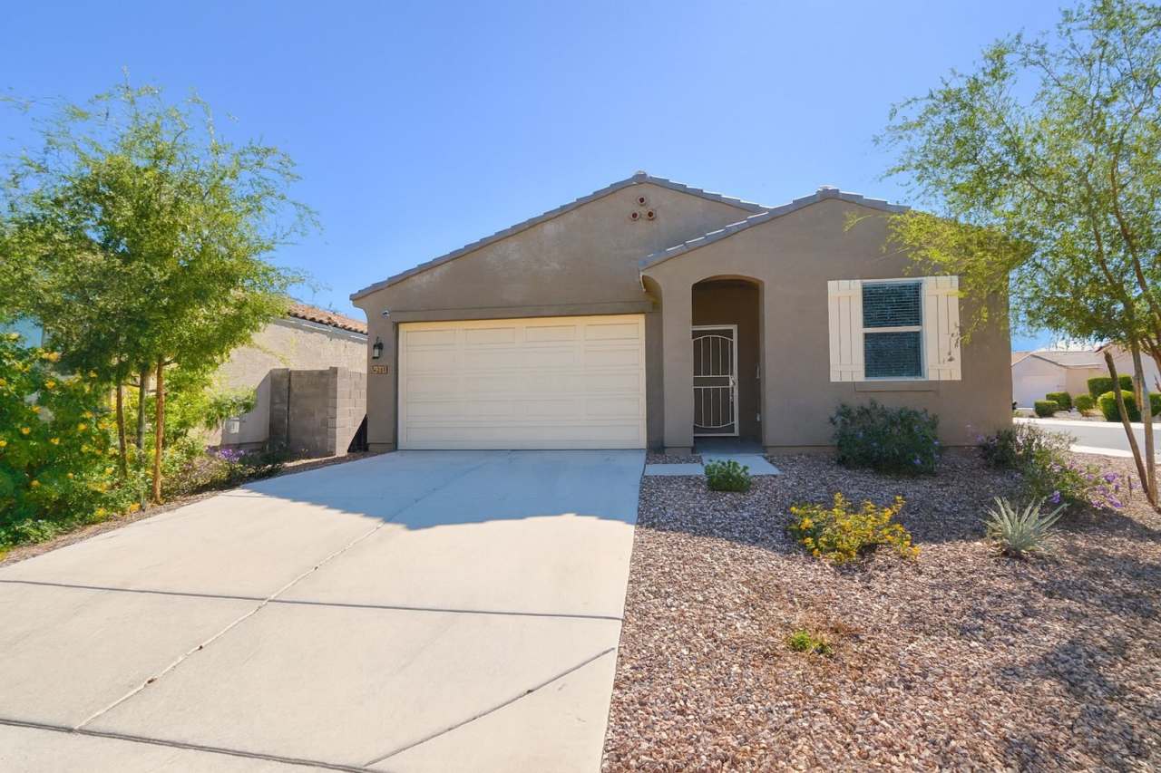 4269 W. Coneflower Lane