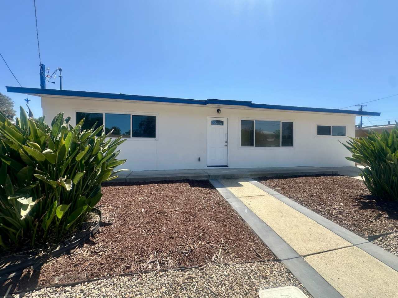 Modern 3 Bedroom Home in Clairemont!!!