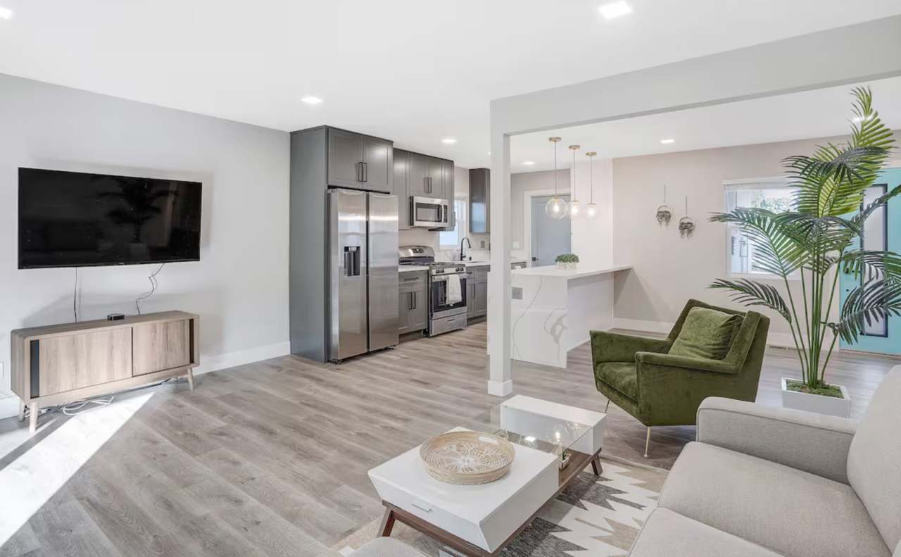 ✨ Modern 3 Bed 2 Bath in National City – Furnished or Unfurnished! ✨