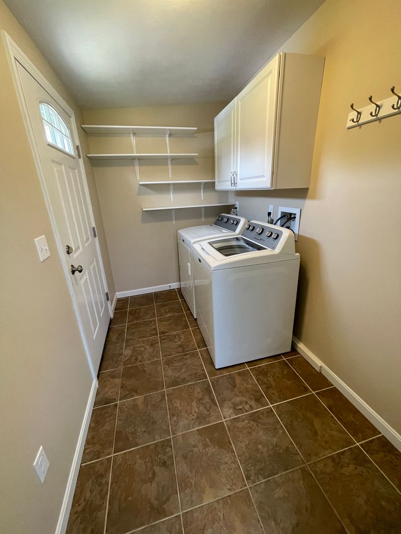 Single Family Home 2 bed For Rent