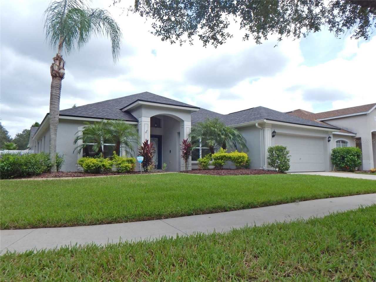 5815 HERONVIEW CRESCENT DRIVE